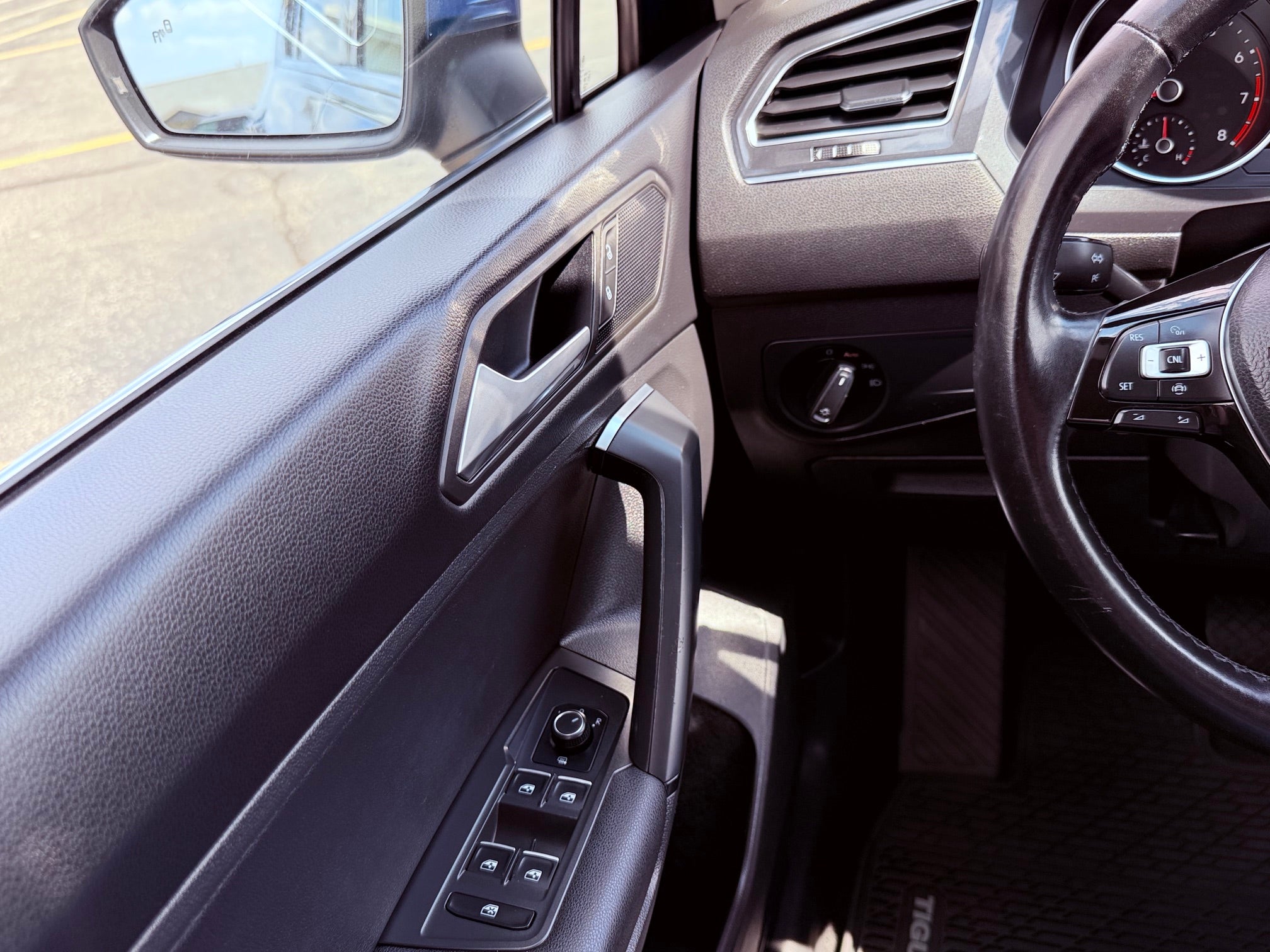 2019 Volkswagen Tiguan Base