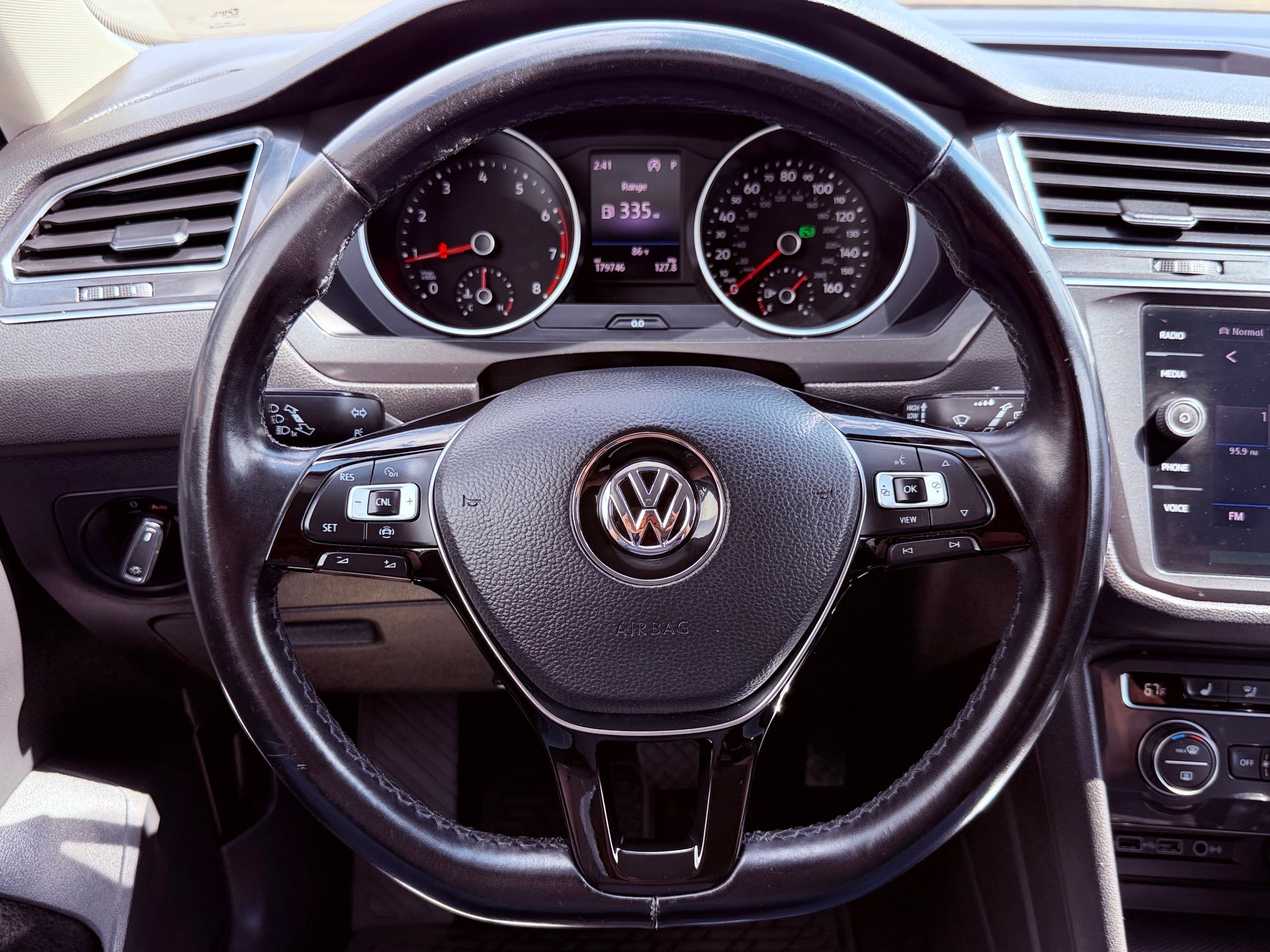 2019 Volkswagen Tiguan Base