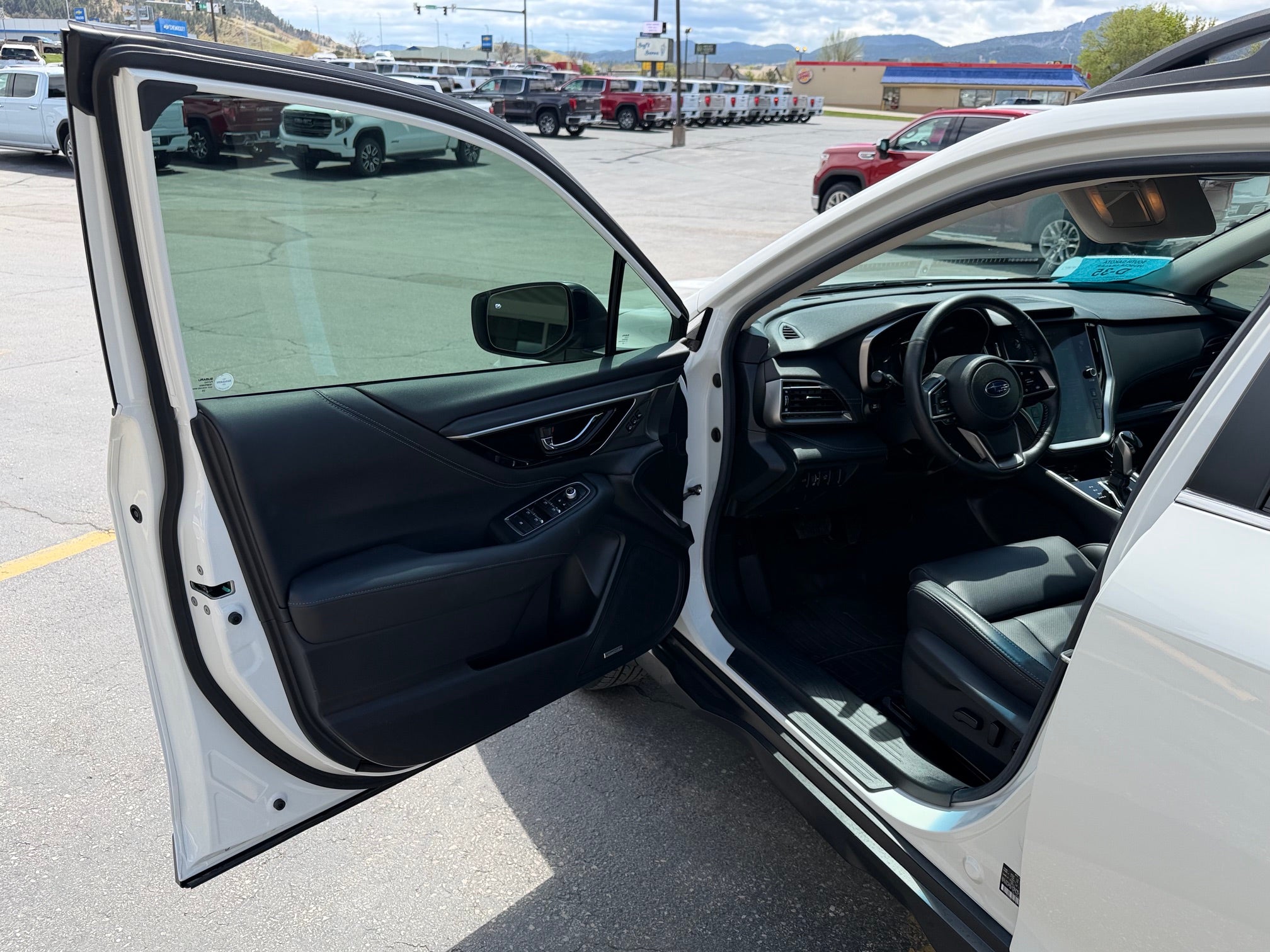 2020 Subaru Outback Base