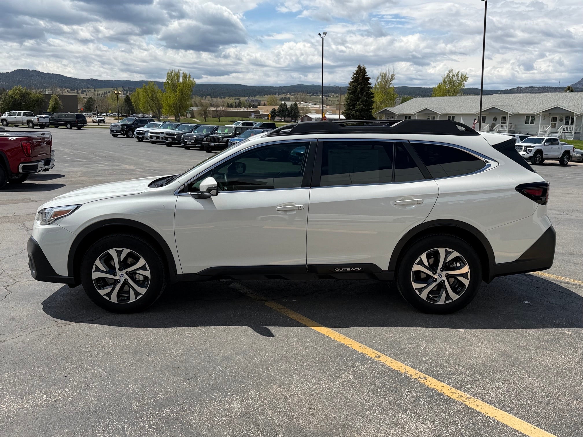2020 Subaru Outback Base