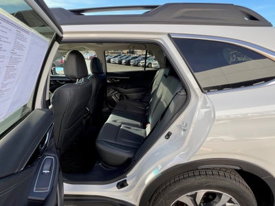 2022 Subaru Outback Base