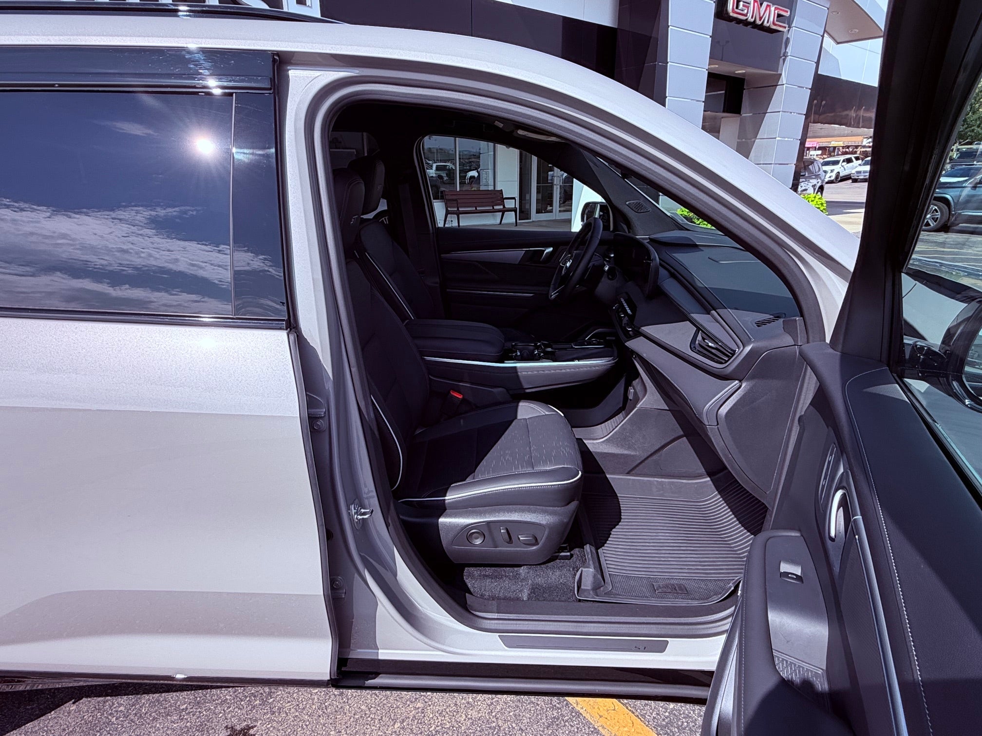 2026 Buick Enclave Base