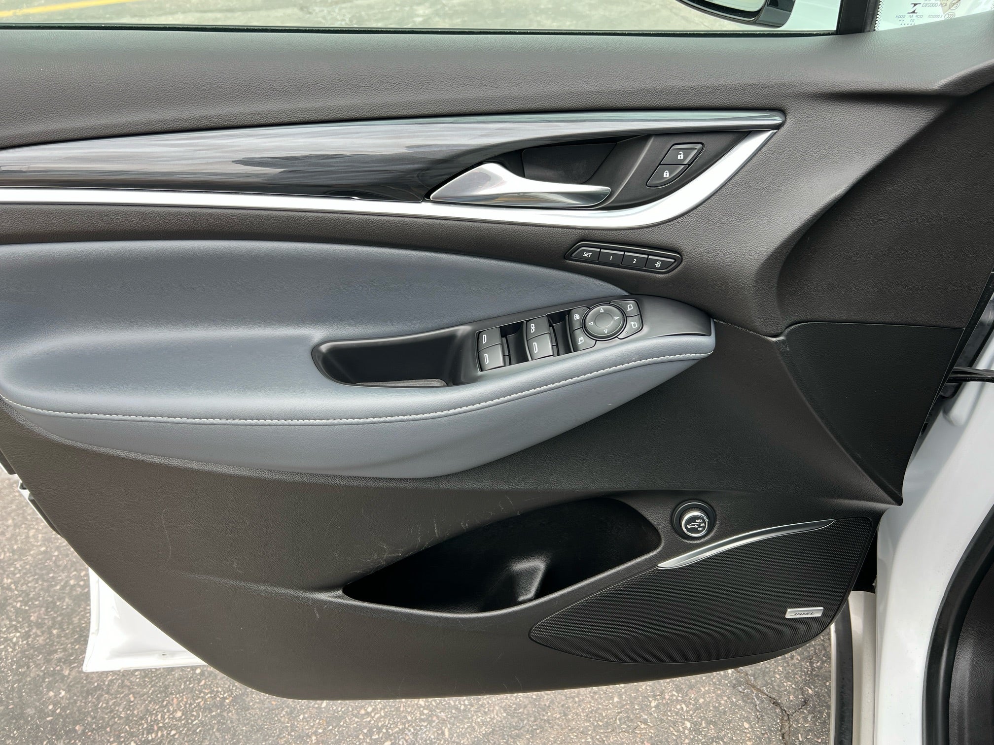 2022 Buick Enclave Base