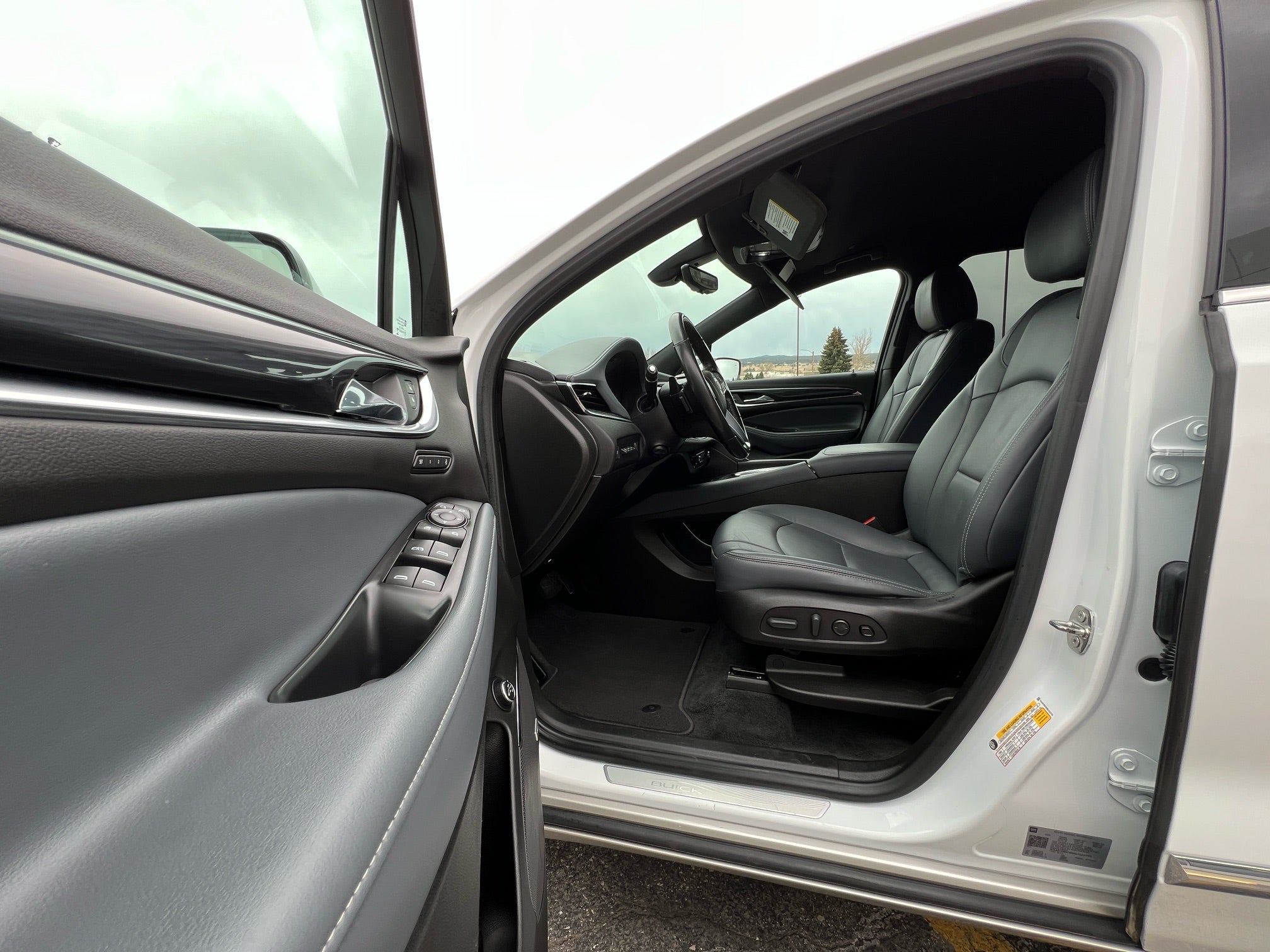 2022 Buick Enclave Base