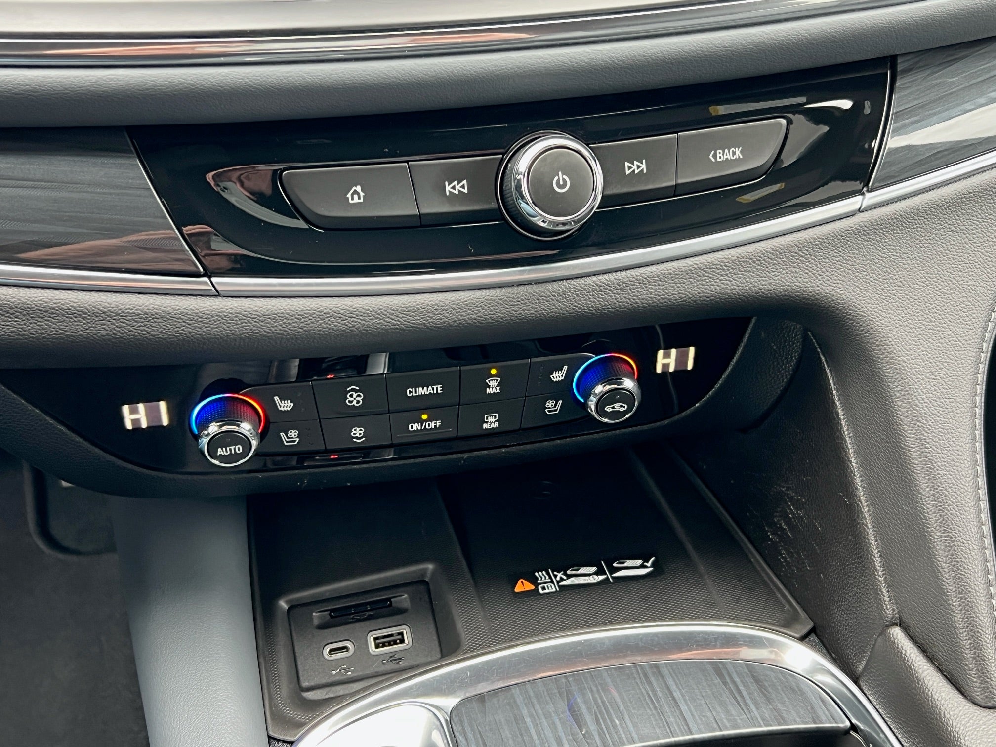 2022 Buick Enclave Base