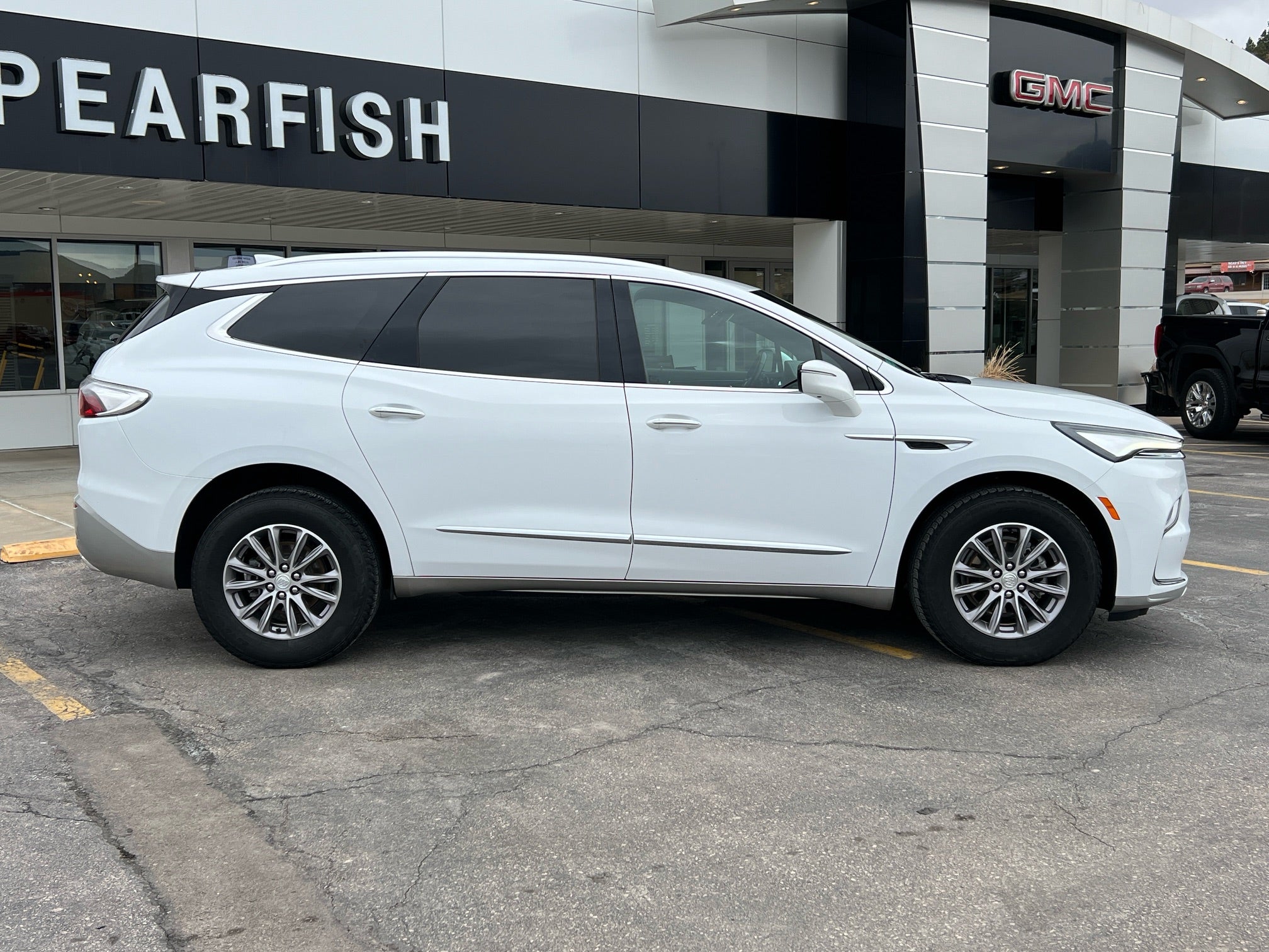 2022 Buick Enclave Base