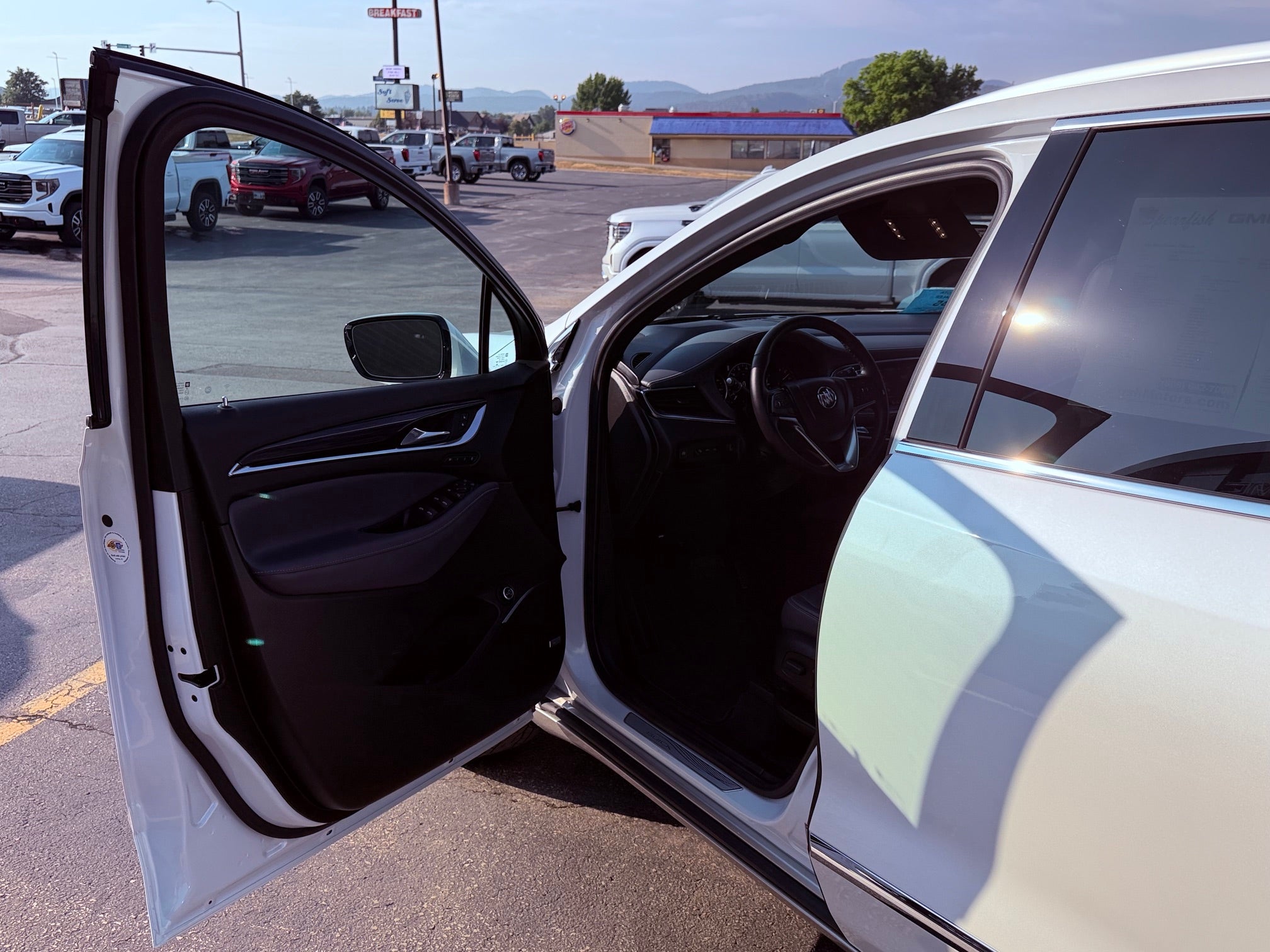 2022 Buick Enclave Base
