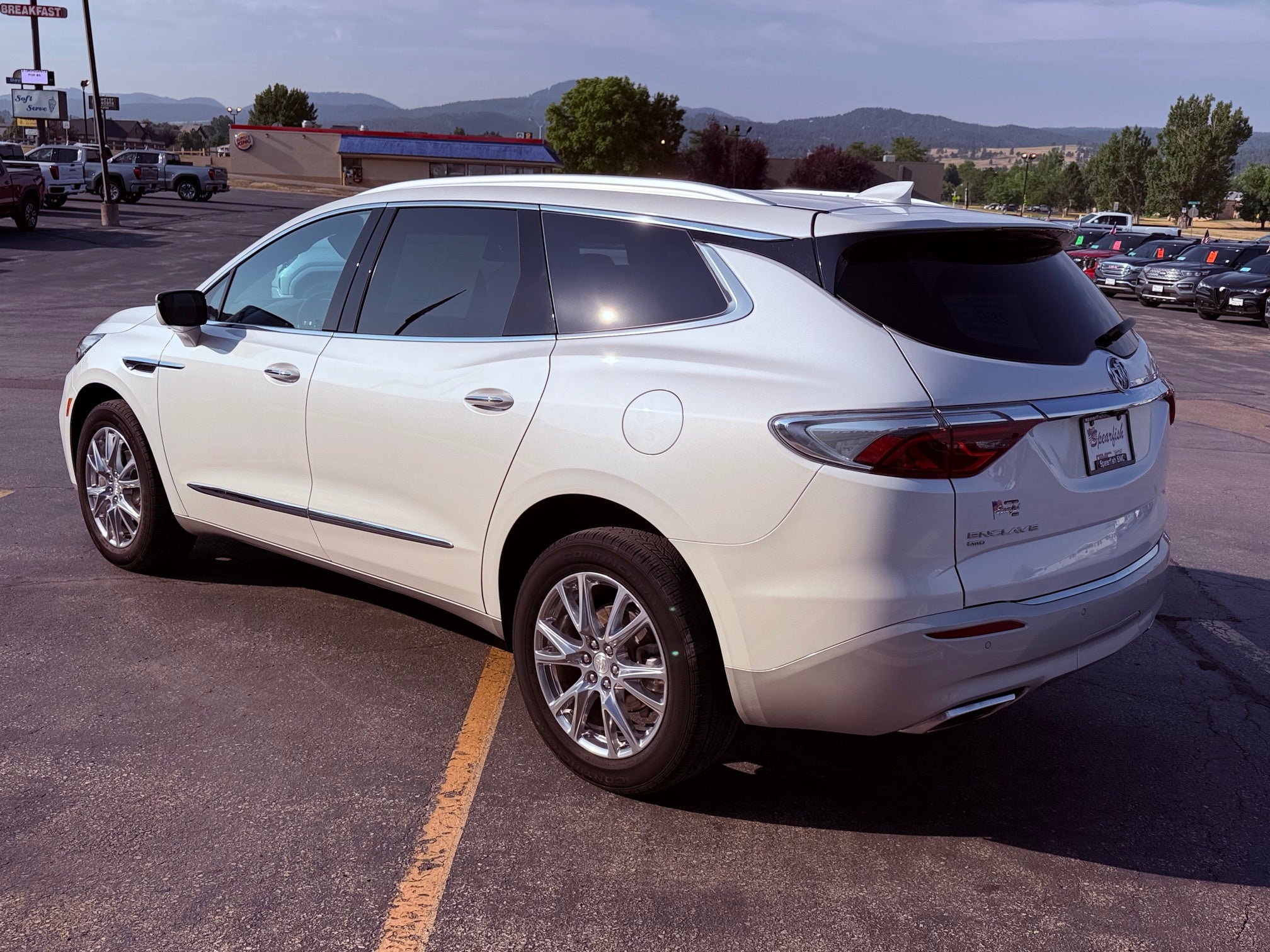 2022 Buick Enclave Base