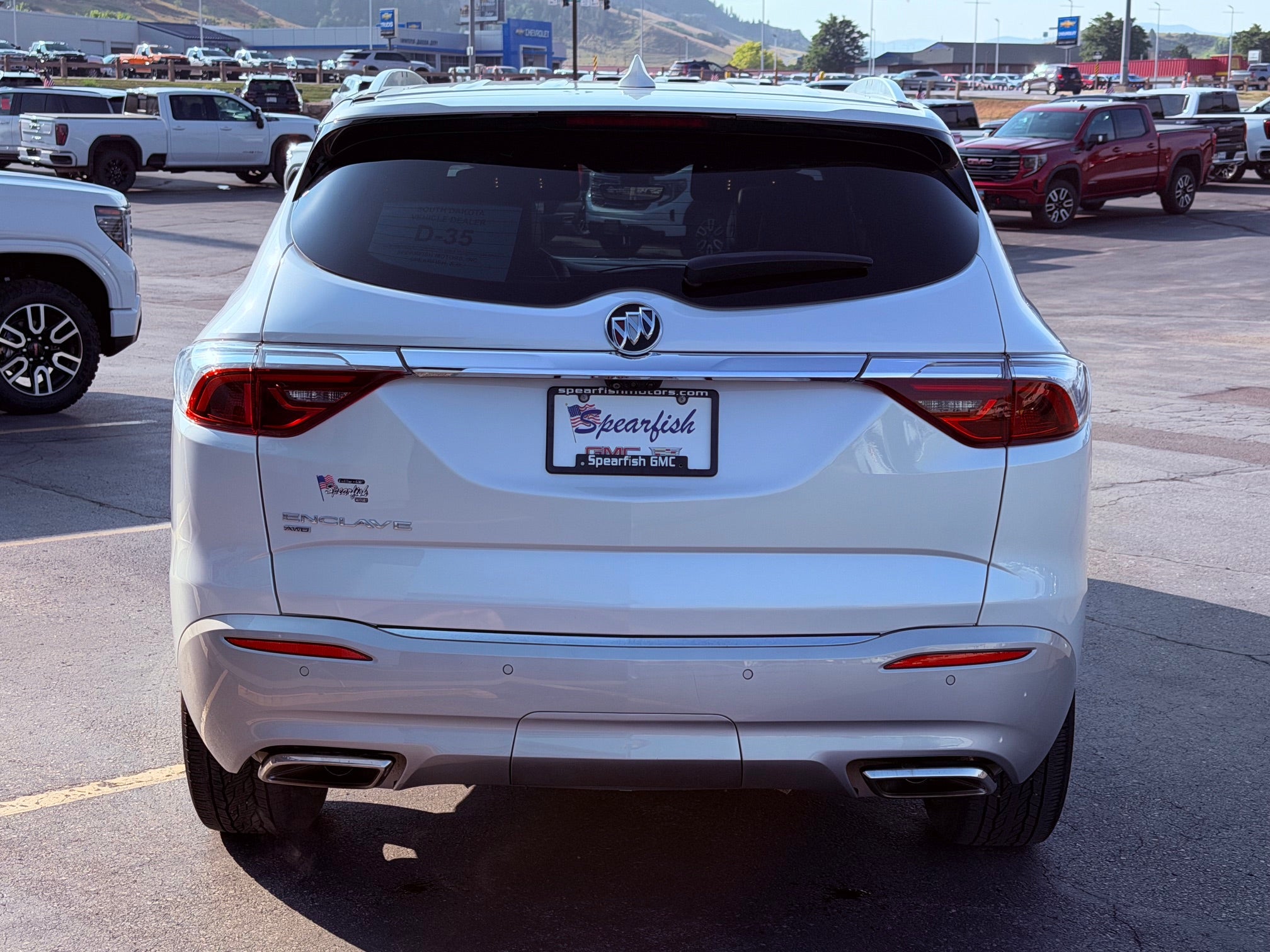 2022 Buick Enclave Base