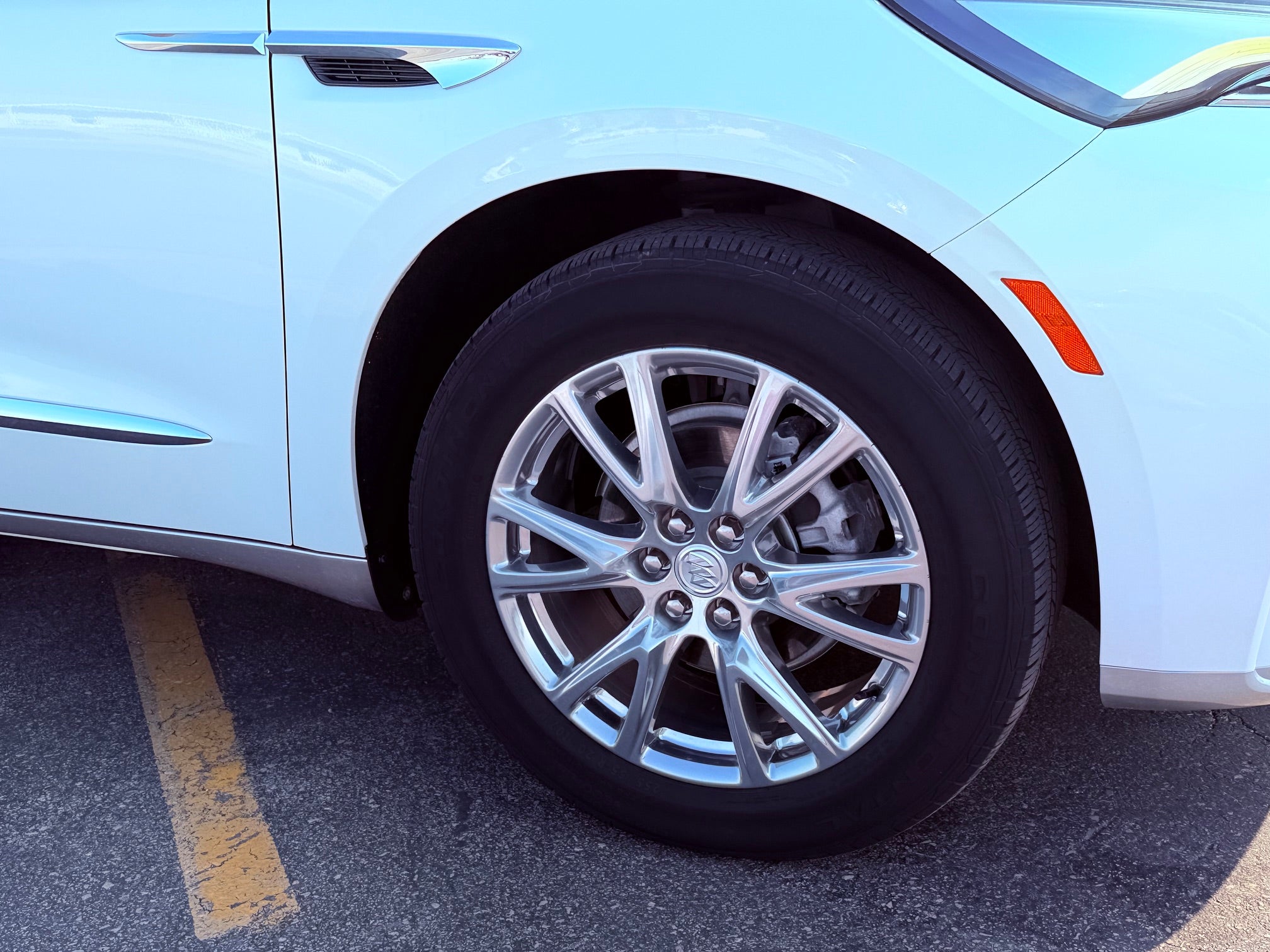 2022 Buick Enclave Base