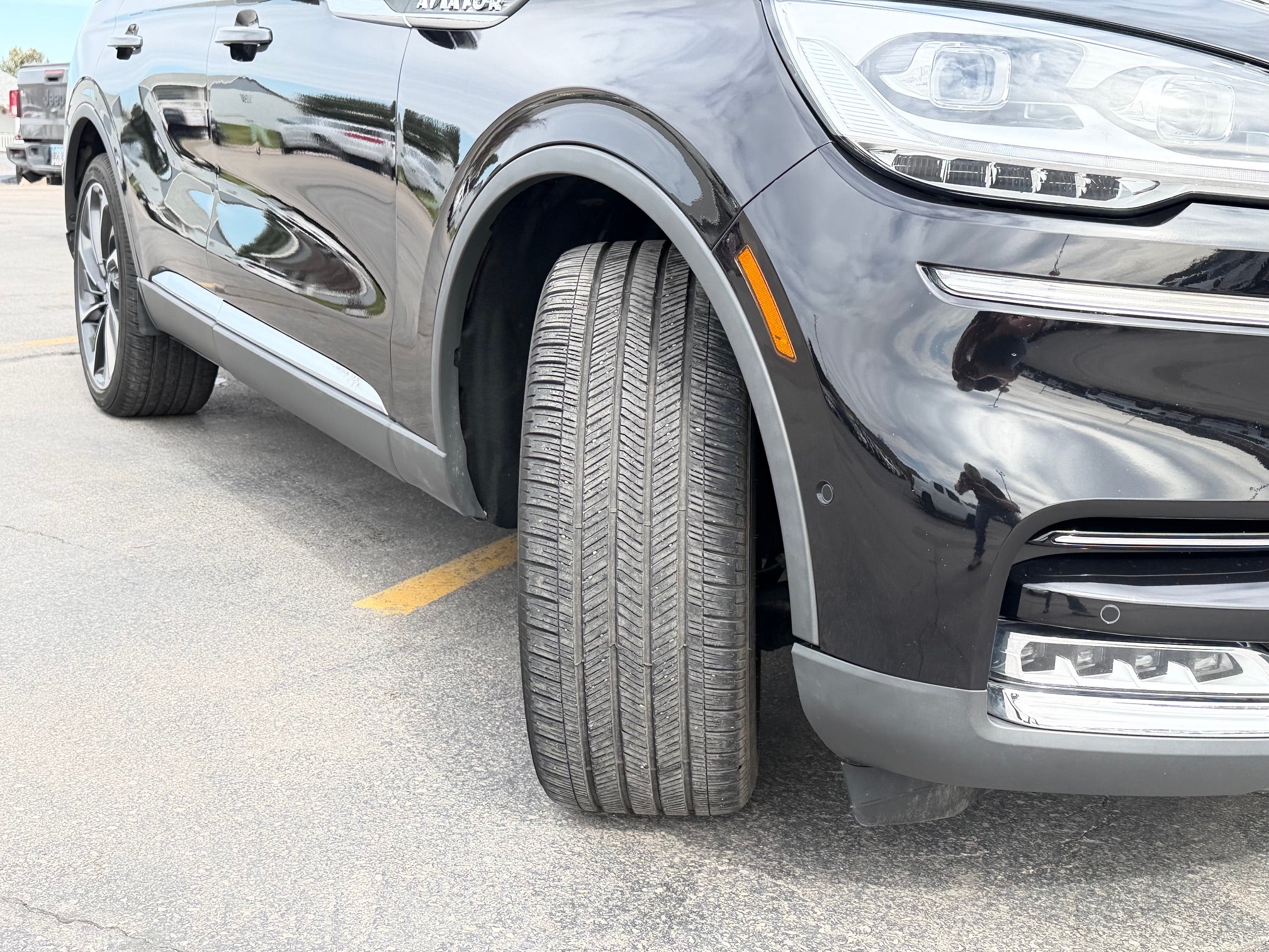 2020 Lincoln Aviator Base