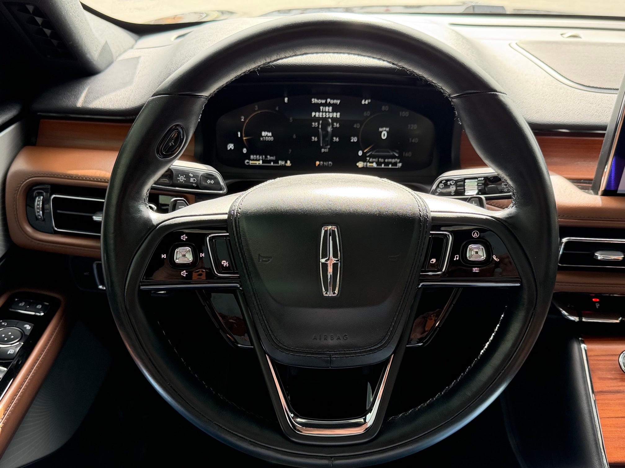 2020 Lincoln Aviator Base