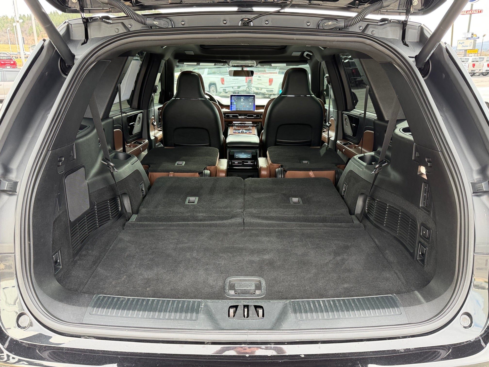 2020 Lincoln Aviator Base