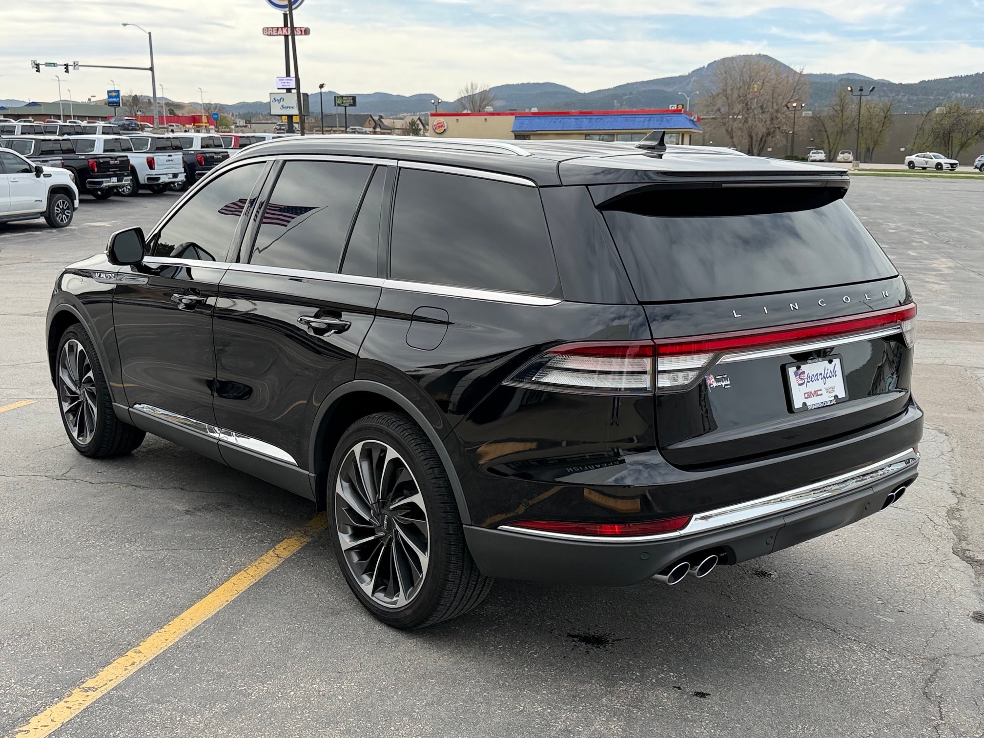 2020 Lincoln Aviator Base