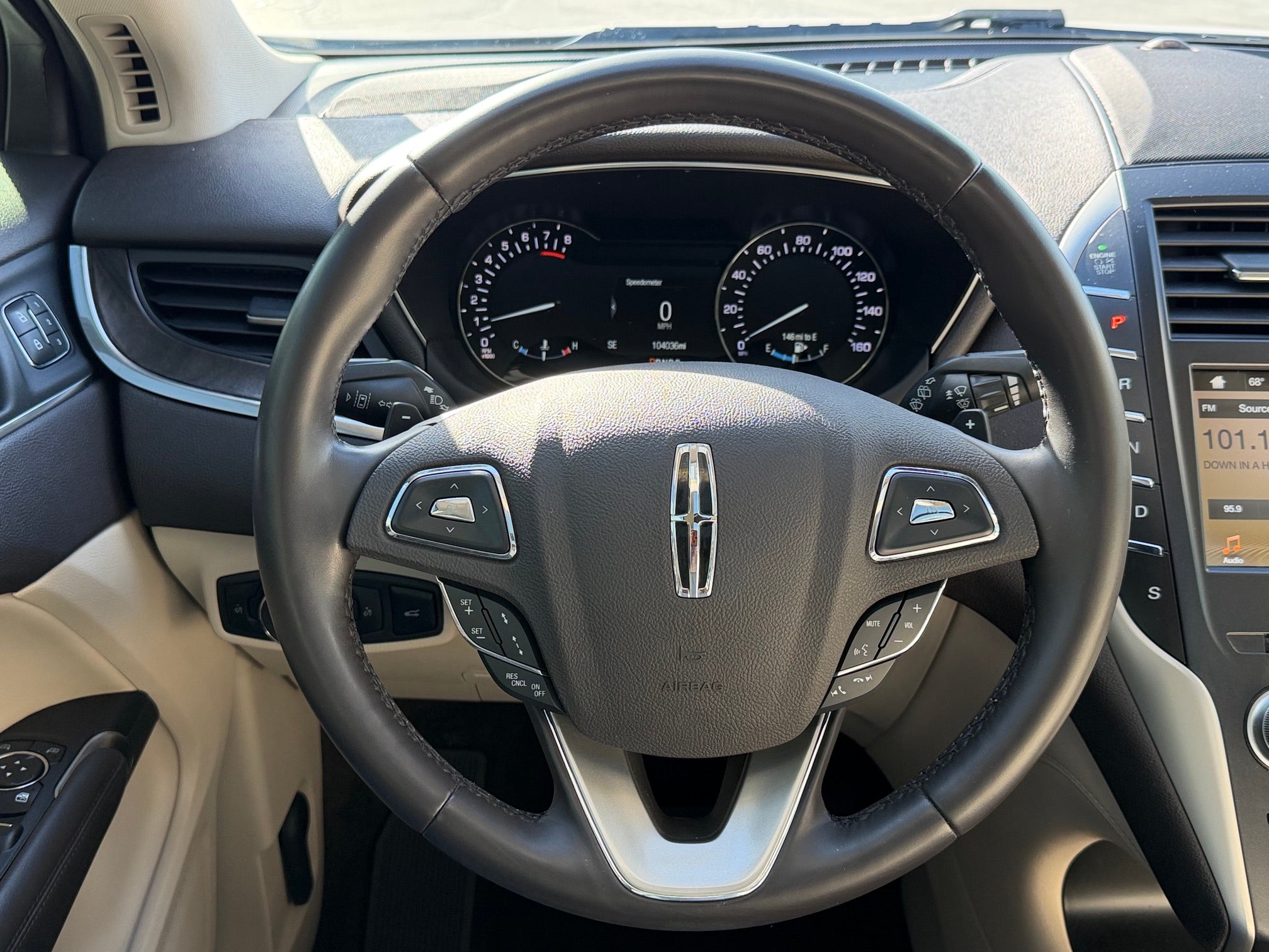 2019 Lincoln MKC Base