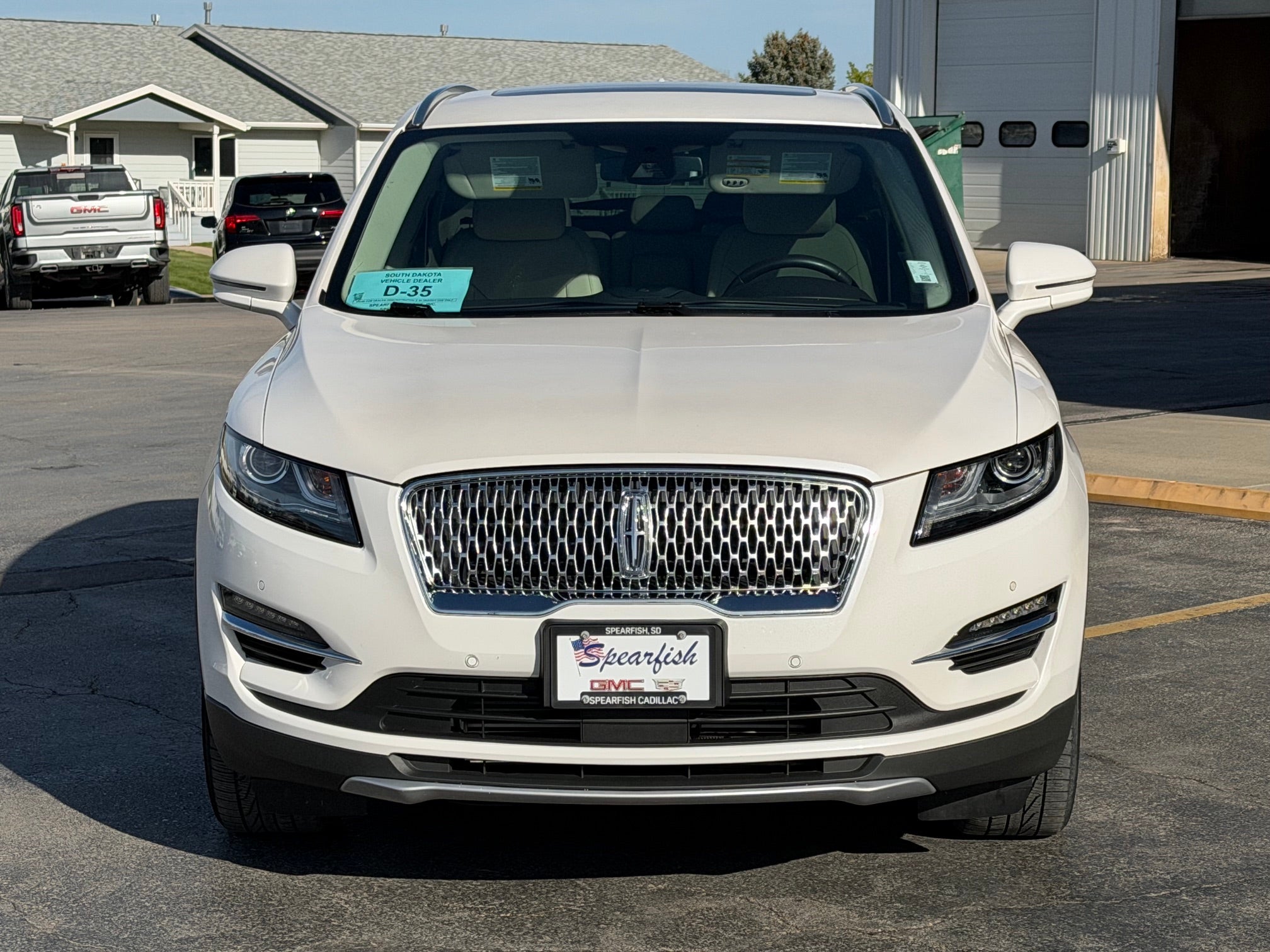 2019 Lincoln MKC Base