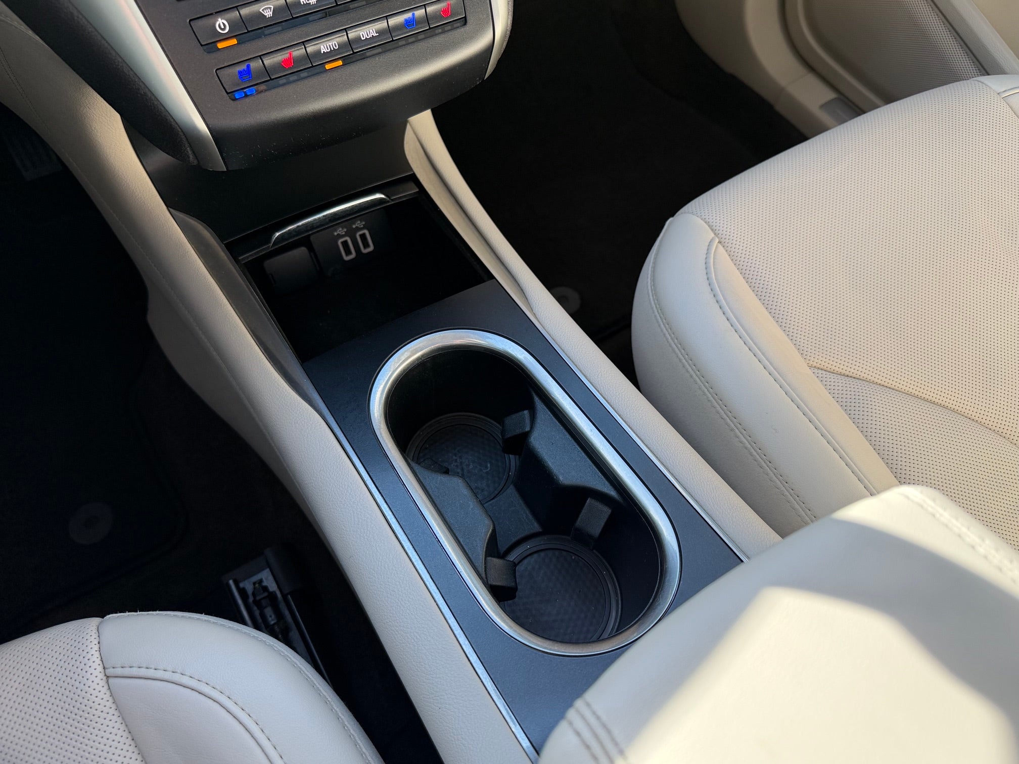 2019 Lincoln MKC Base
