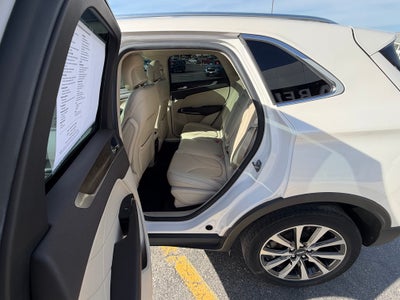 2019 Lincoln MKC Base