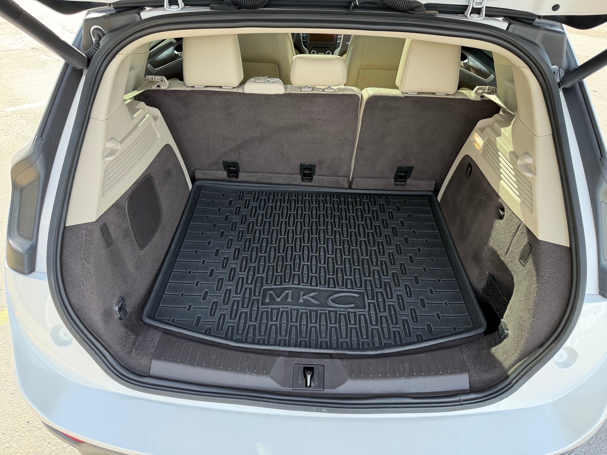 2019 Lincoln MKC Base