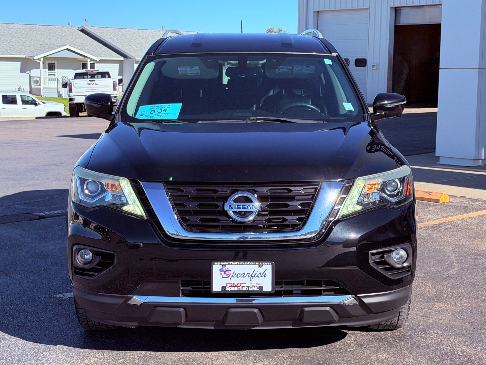 2017 Nissan Pathfinder Base