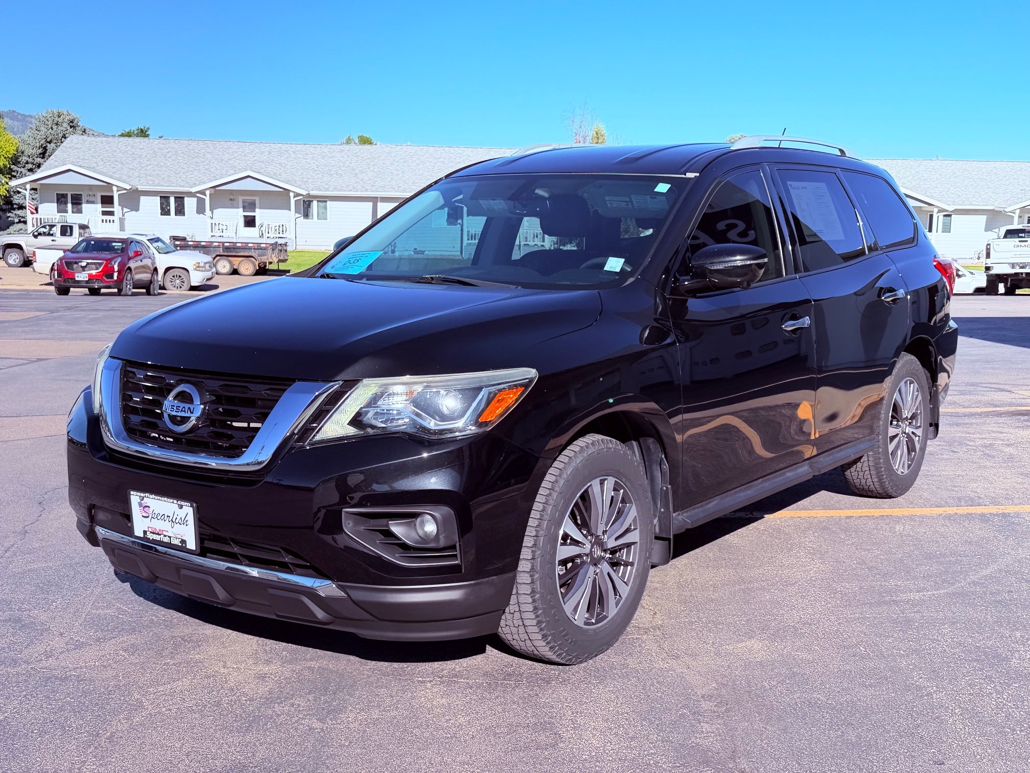 2017 Nissan Pathfinder Base