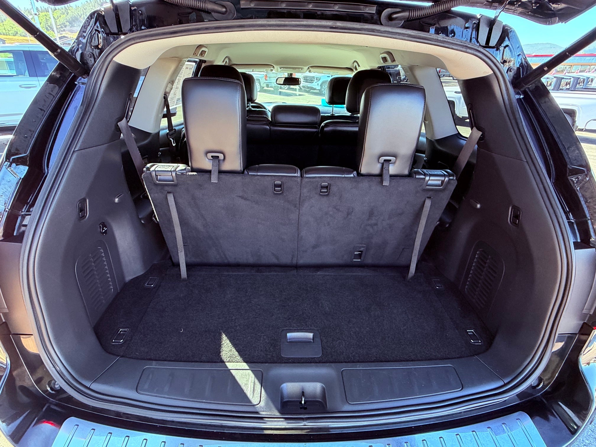 2017 Nissan Pathfinder Base