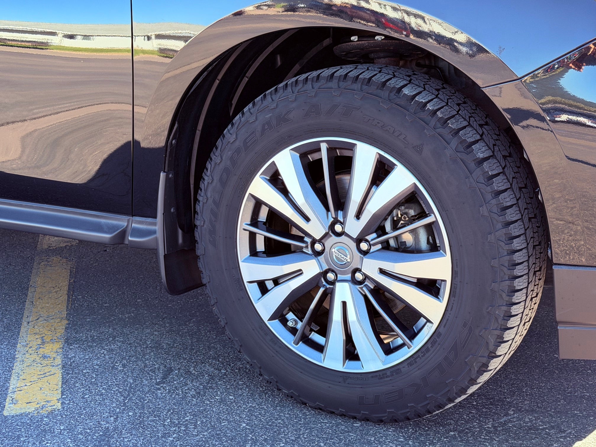 2017 Nissan Pathfinder Base