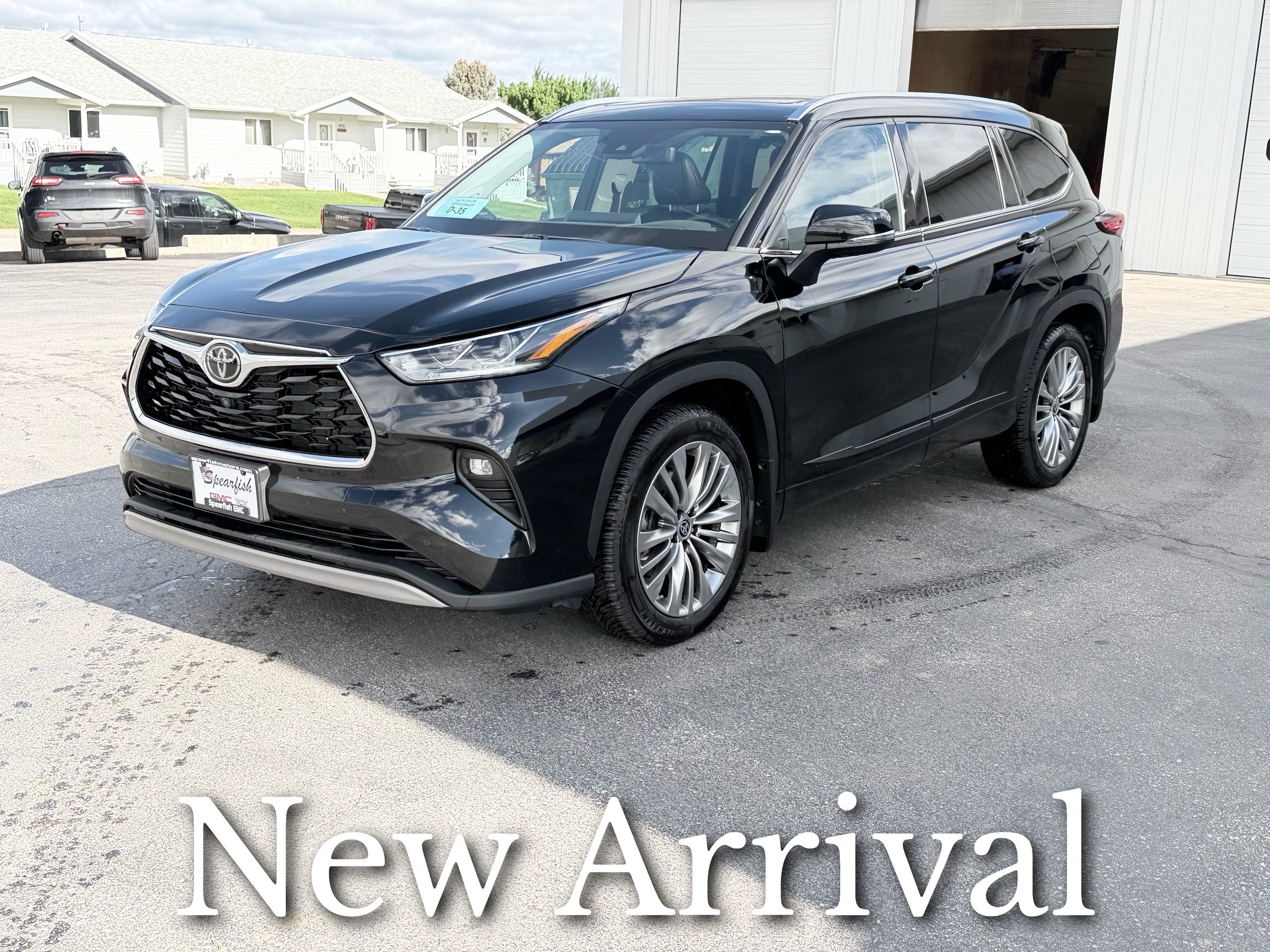 2022 Toyota Highlander Base