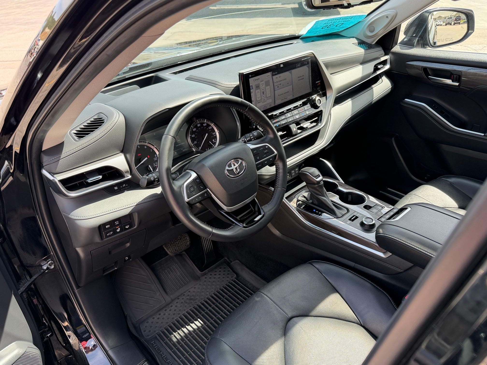 2022 Toyota Highlander Base