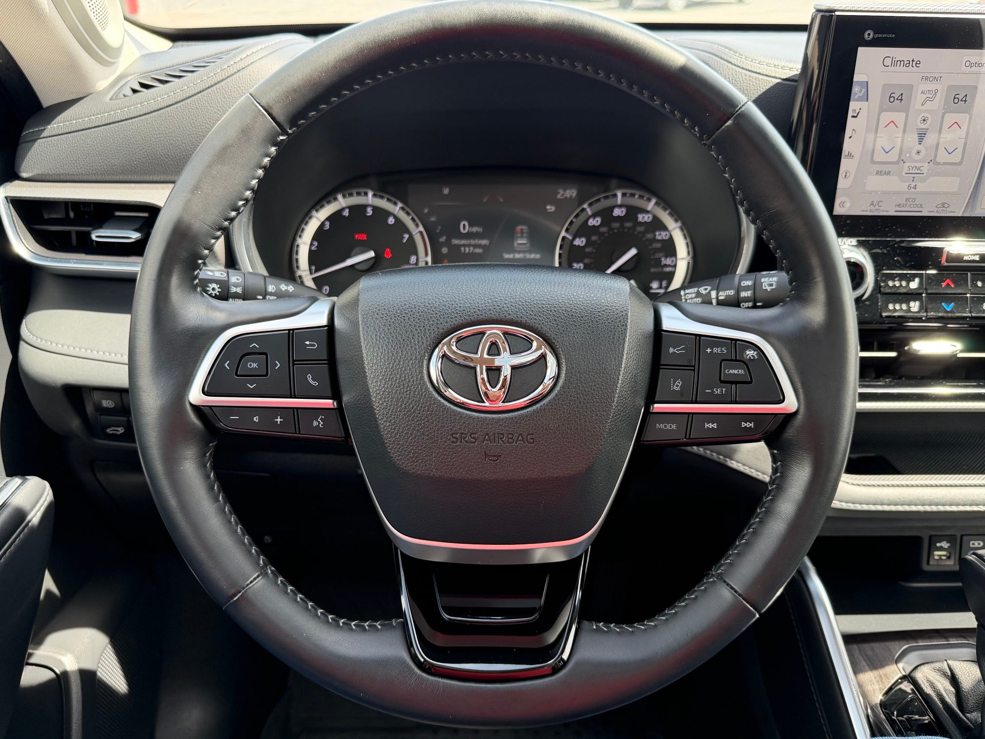 2022 Toyota Highlander Base