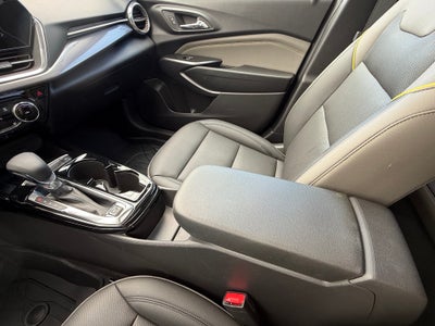 2025 Chevrolet Trax Base