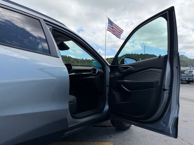2025 Chevrolet Trax Base