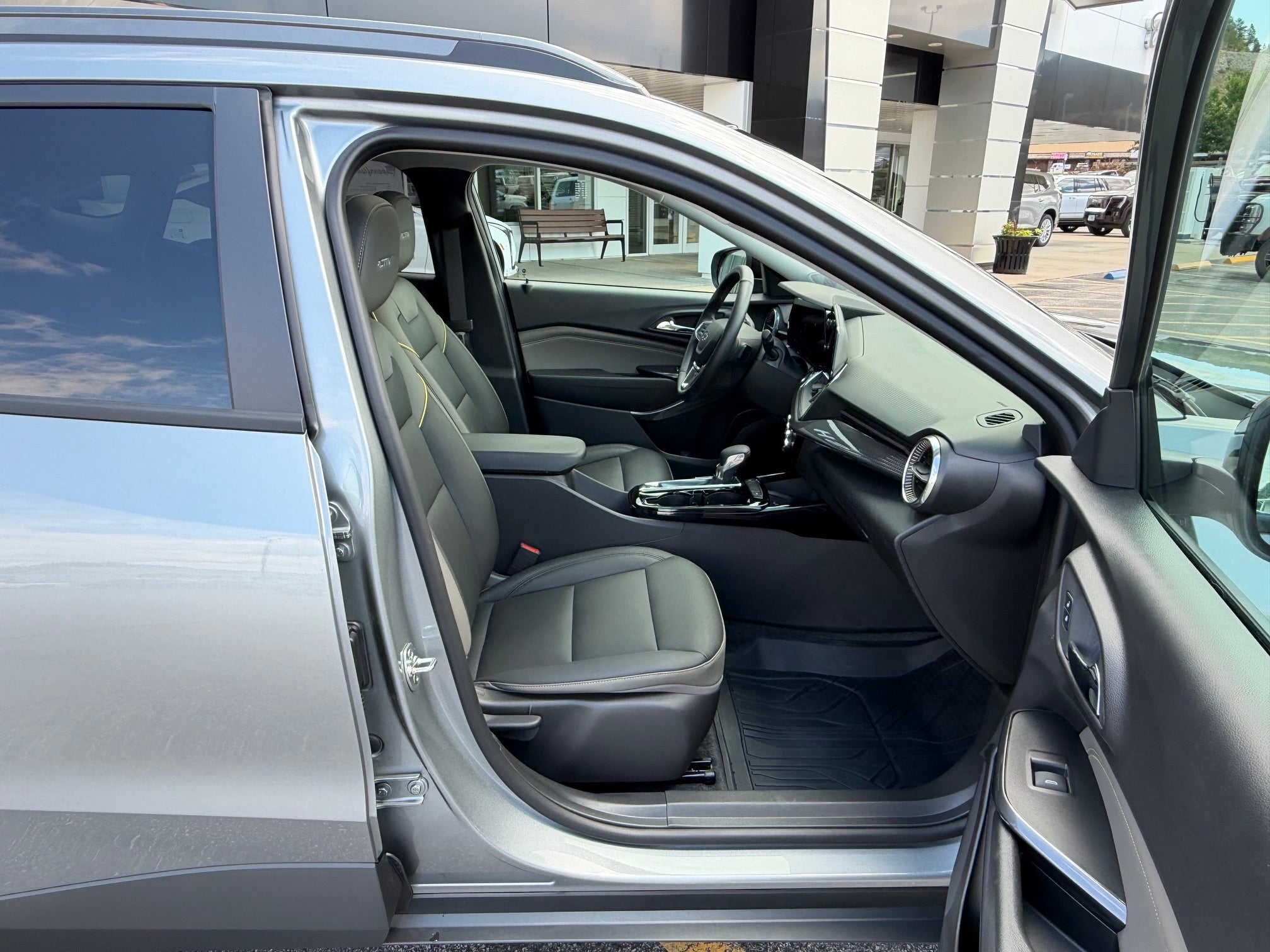 2025 Chevrolet Trax Base