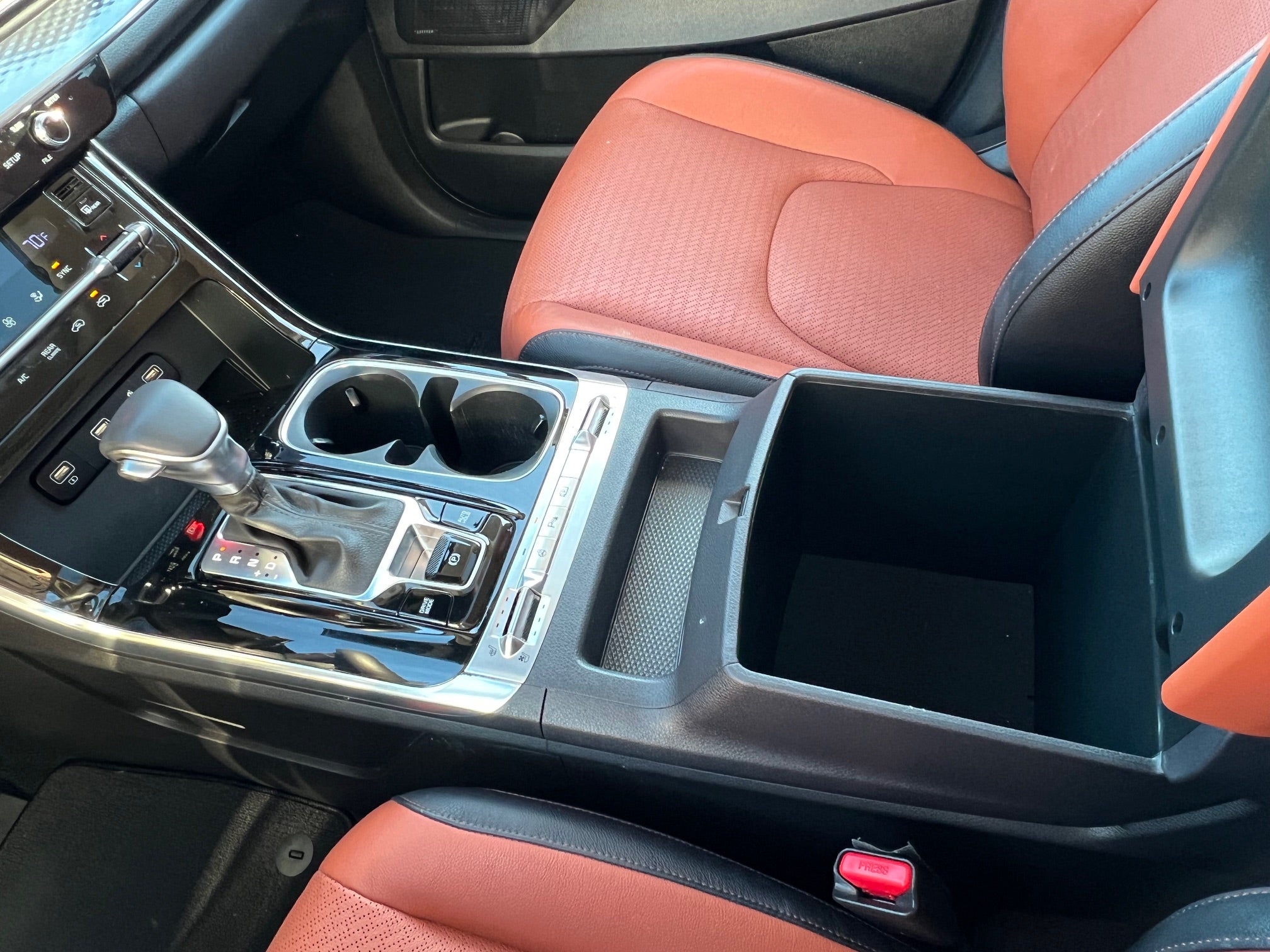 2024 Kia Carnival MPV Base