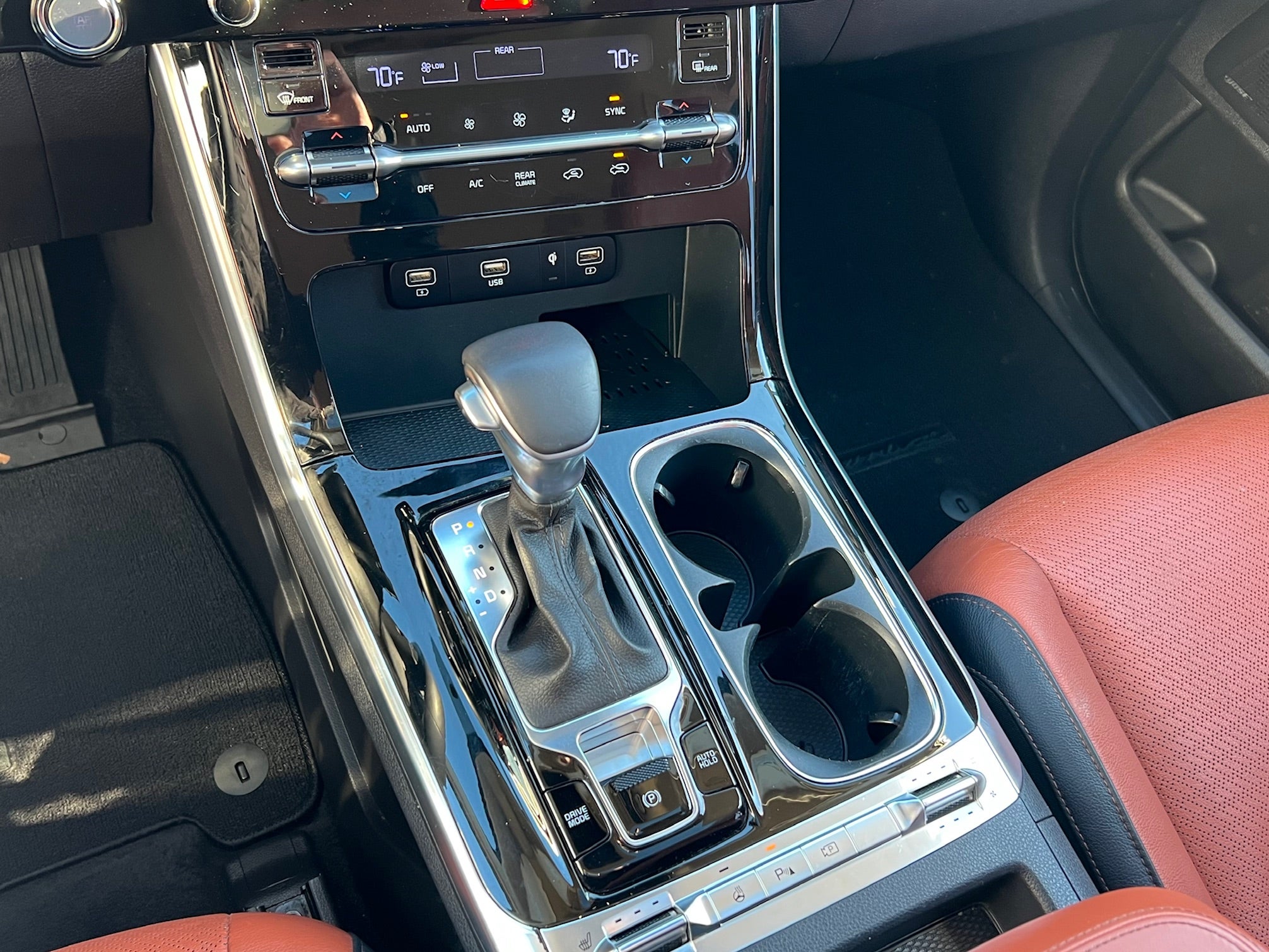 2024 Kia Carnival MPV Base