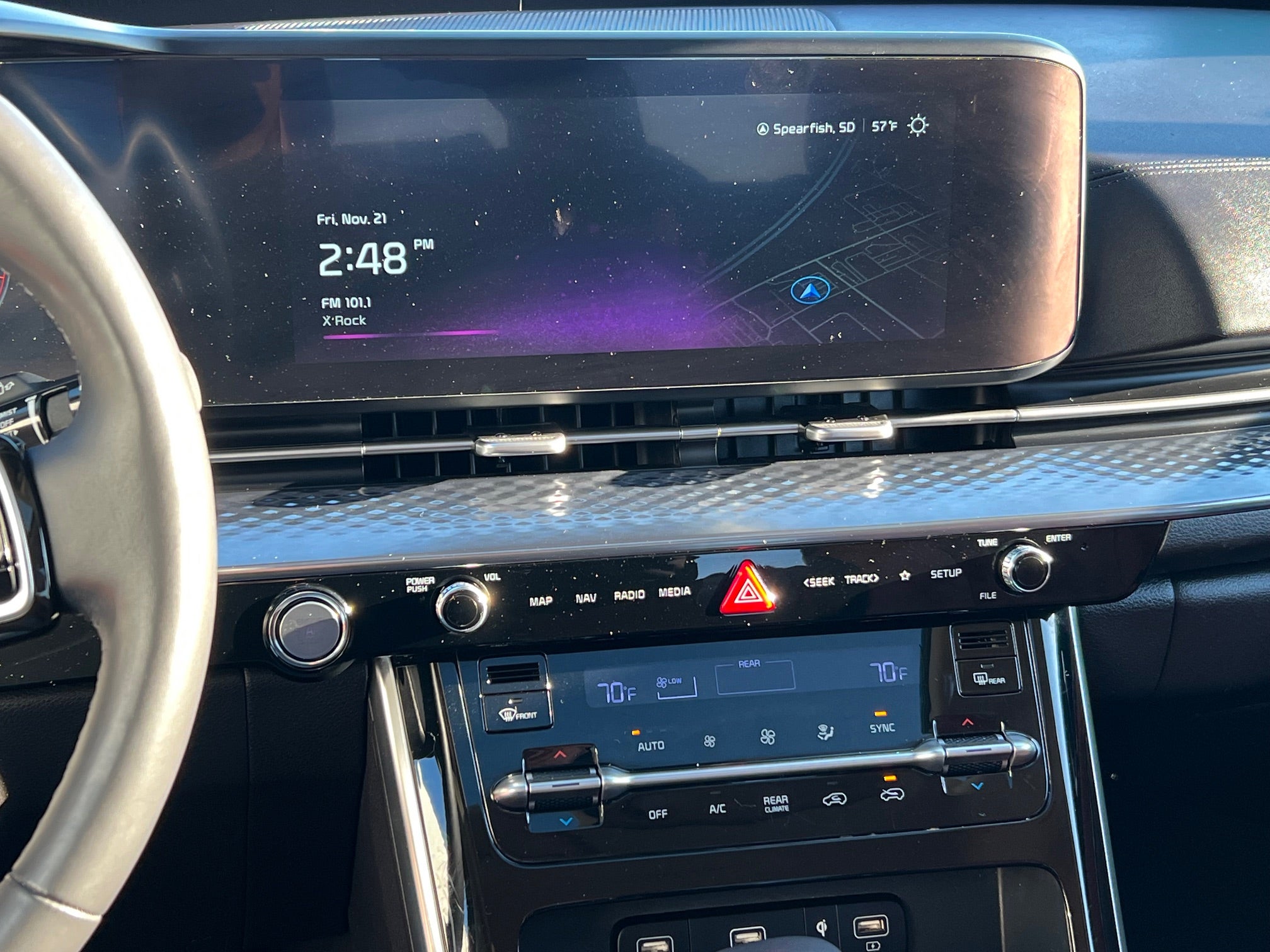 2024 Kia Carnival MPV Base