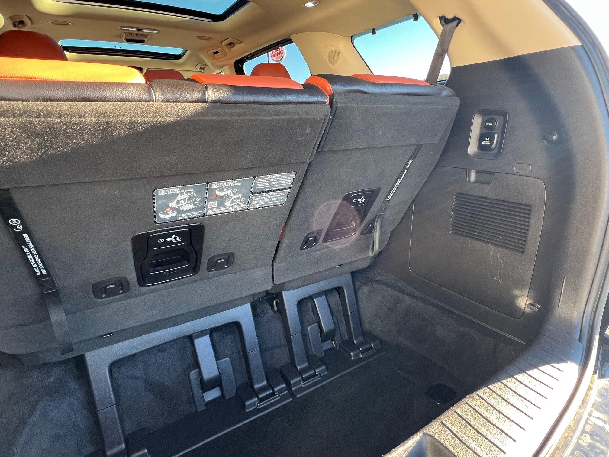 2024 Kia Carnival MPV Base