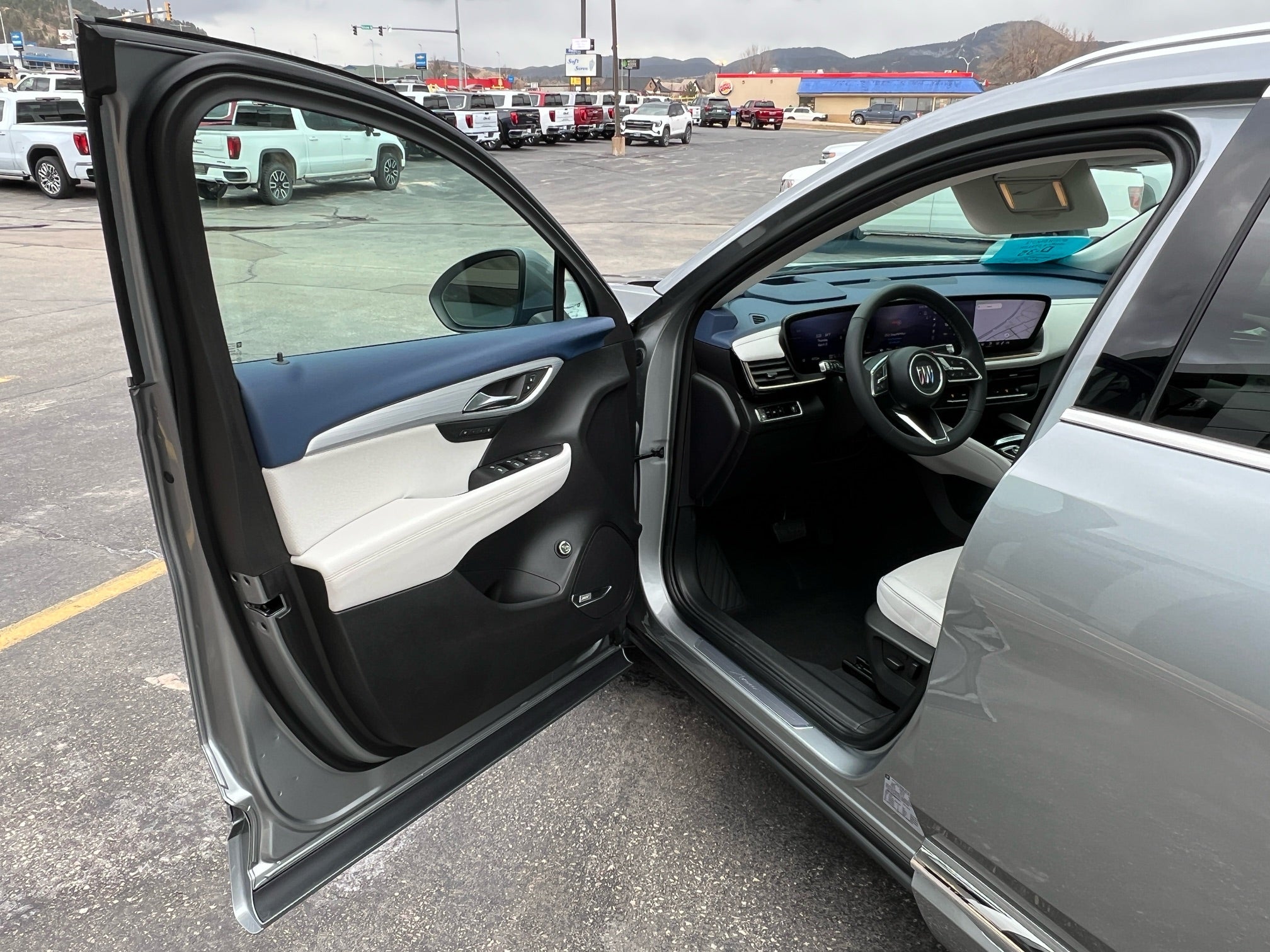 2024 Buick Envision Base