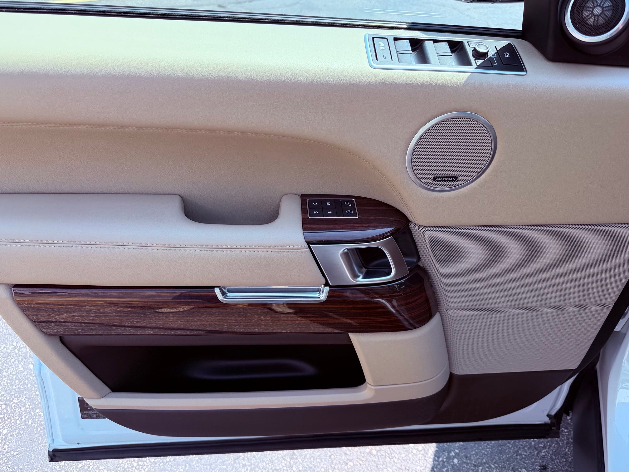 2016 Land Rover Range Rover Base