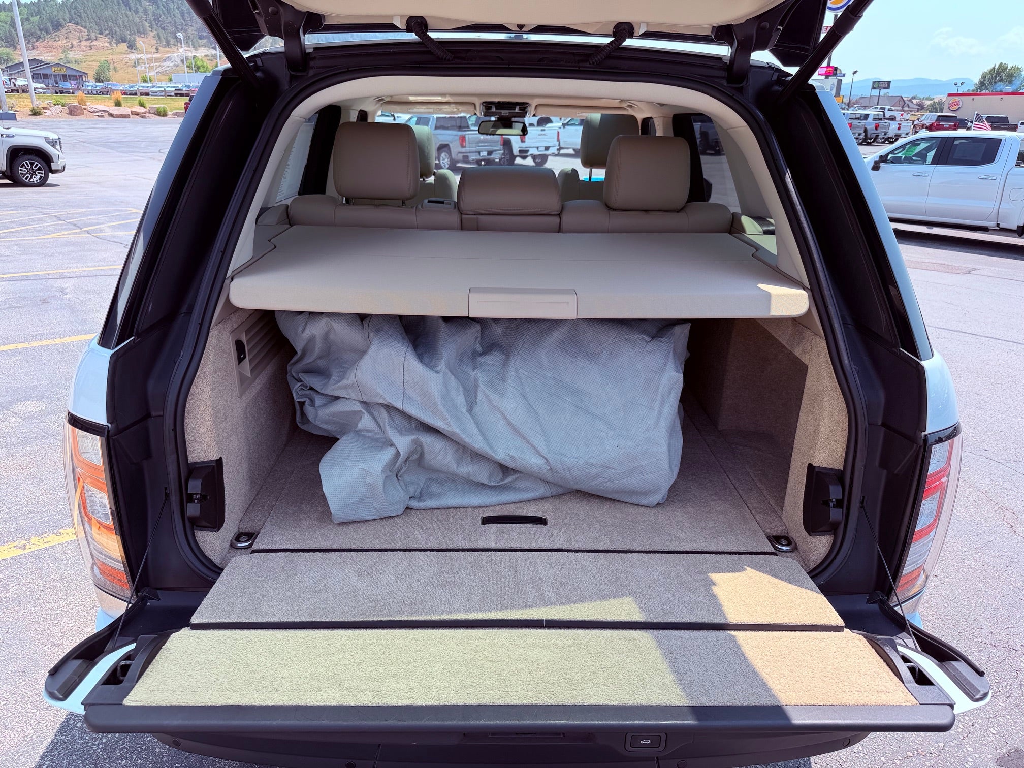 2016 Land Rover Range Rover Base