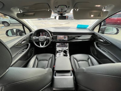 2022 Audi Q7 Base