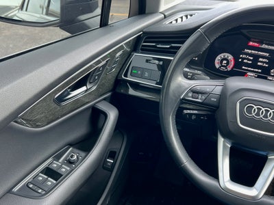 2022 Audi Q7 Base