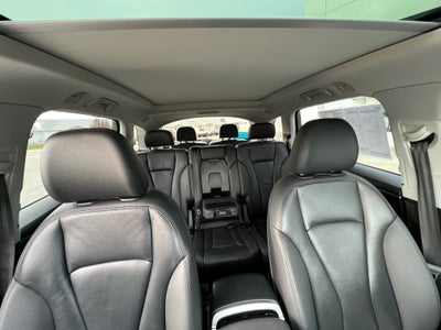 2022 Audi Q7 Base