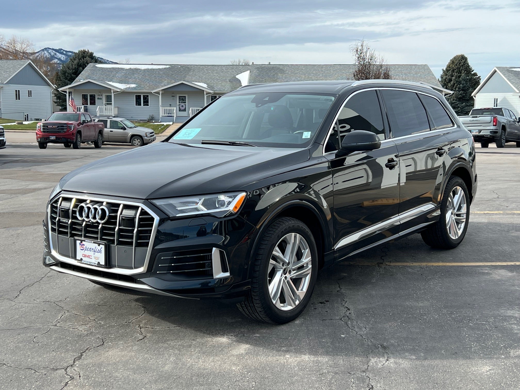 2022 Audi Q7 Base