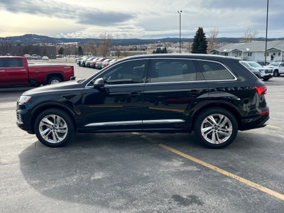 2022 Audi Q7 Base