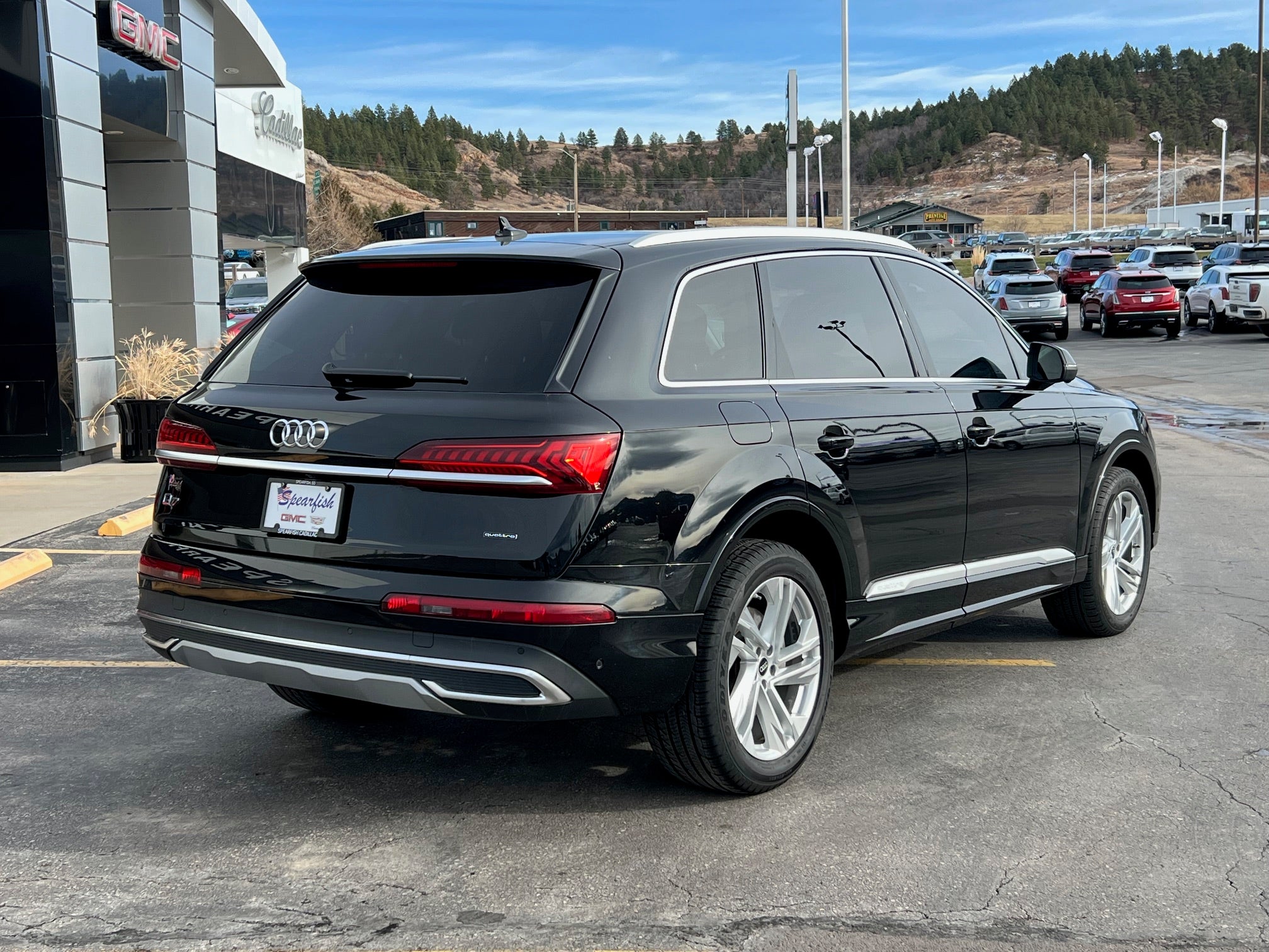 2022 Audi Q7 Base