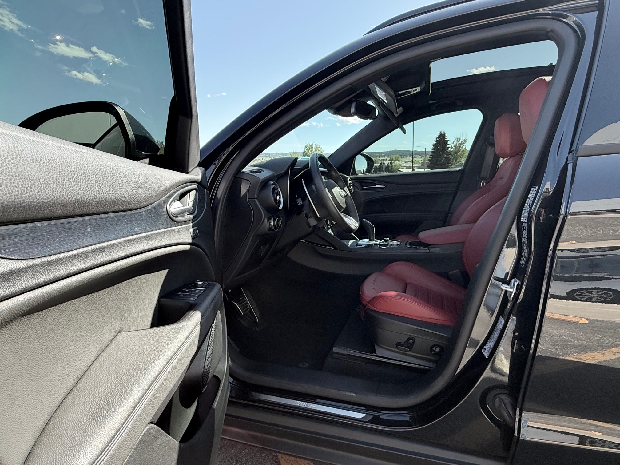 2024 Alfa Romeo Stelvio Base