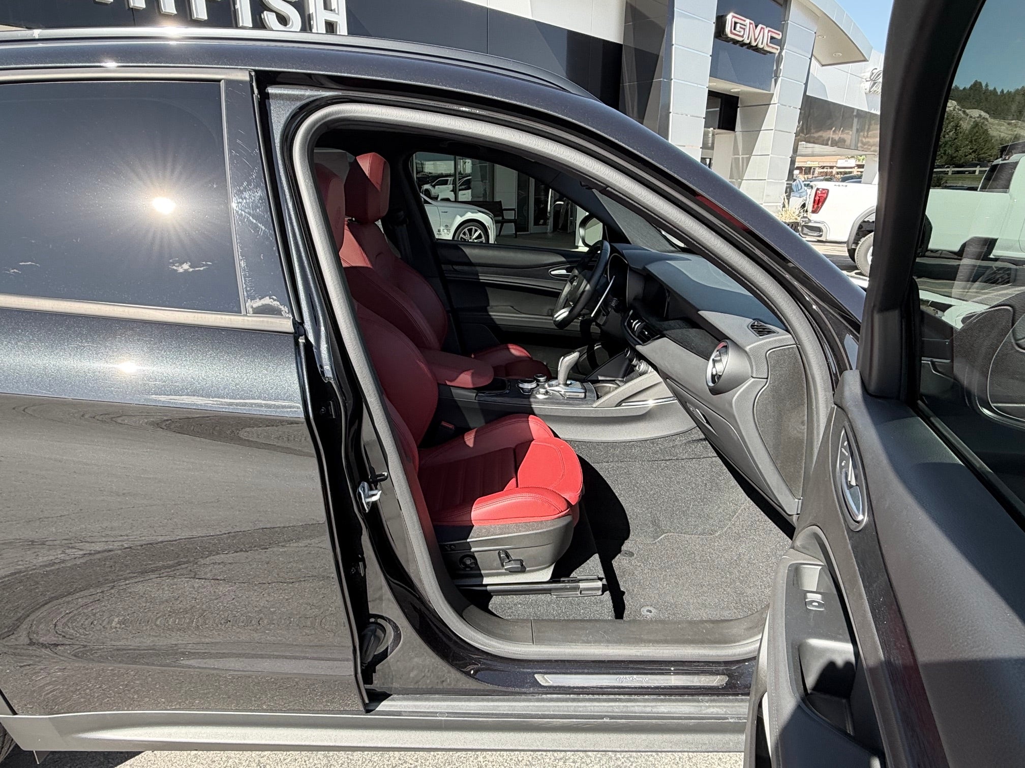 2024 Alfa Romeo Stelvio Base