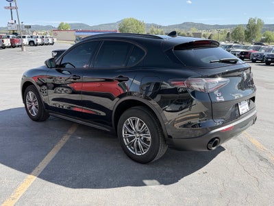 2024 Alfa Romeo Stelvio Base