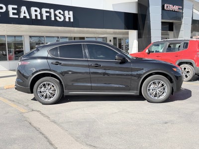 2024 Alfa Romeo Stelvio Base